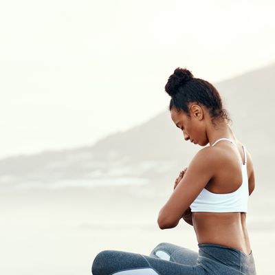 SELBSTBEWUSSTSEIN GOLDENES LICHT - Jalu Wasonoadi