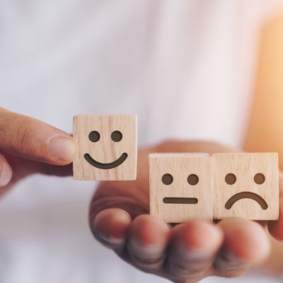 SHEDNAE DIE GÖTTIN DER EMOTIONALEN HEILUNG - Manuela Fasoli