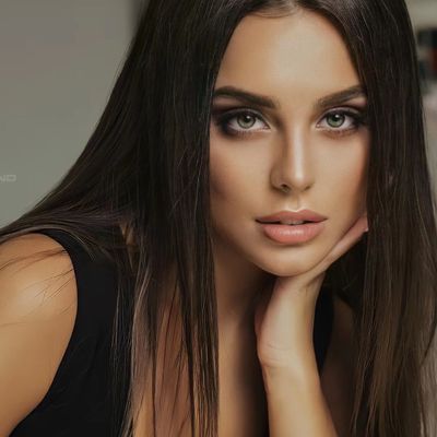 Magisches Gesichtslifting - Manuela Fasoli - 2023 - Manual in English or in German Magisches Gesichtslifting - Manuela Fasoli - 2023 - Manual in English or in German