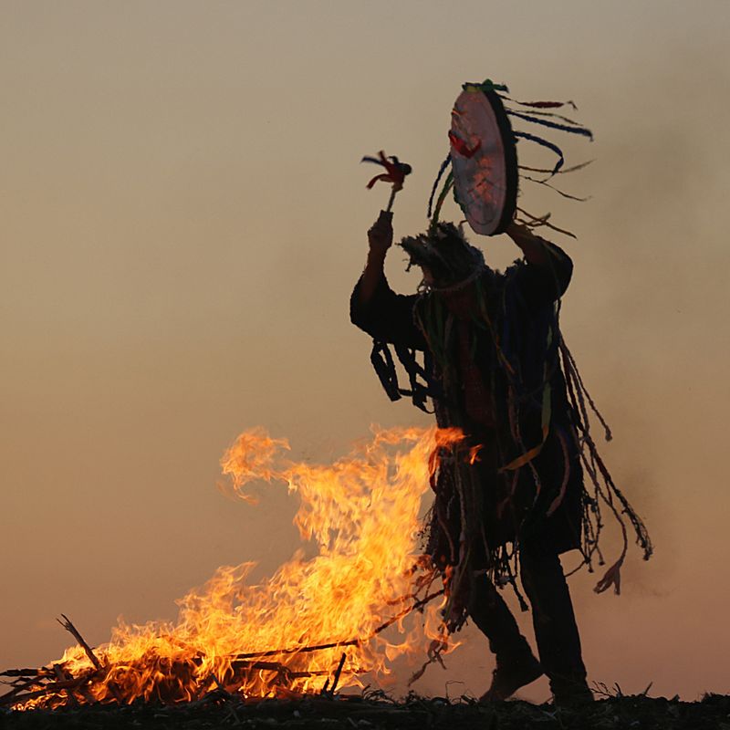 Schamanen - Licht Reiki - Manuela Fasoli Schamanen - Licht Reiki - Manuela Fasoli