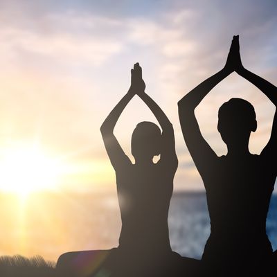 Schwarze Kundalini Feuer™ Einstimmungen mit Schwarzem Jade Engel Schwarzer Venus Göttinnen - Ramón Martínez López