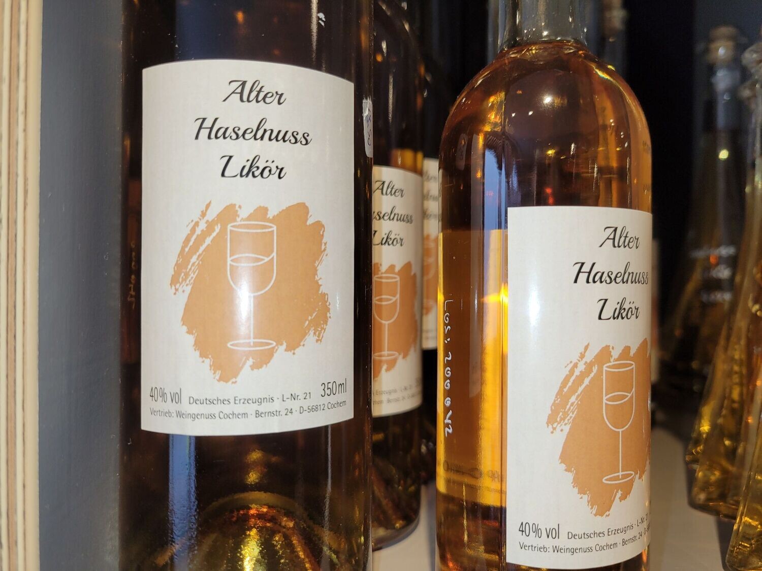 Alter Haselnuss Likör