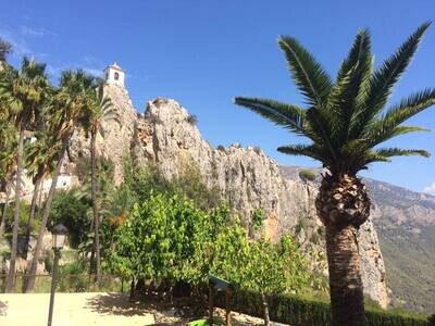 Guadalest - Round Town Travel