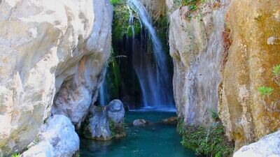 Guadalest and Algar Falls, Round Town Travel