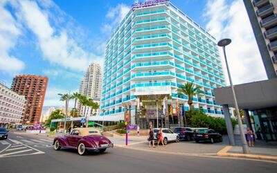 Calypso Hotel