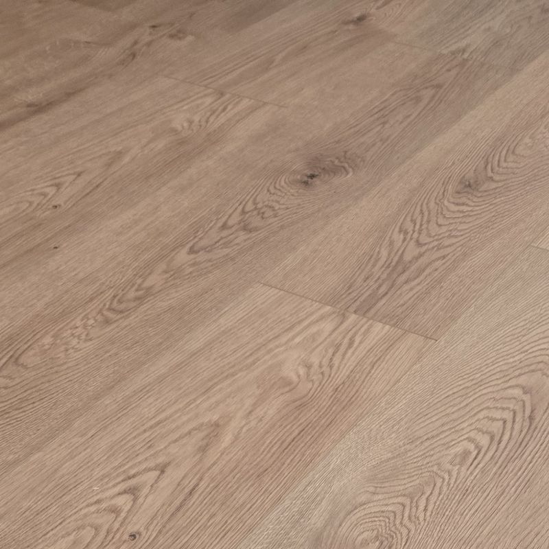 Spring Oak Scratch-Resistant Vinyl Flooring | Pet-Proof & Waterproof