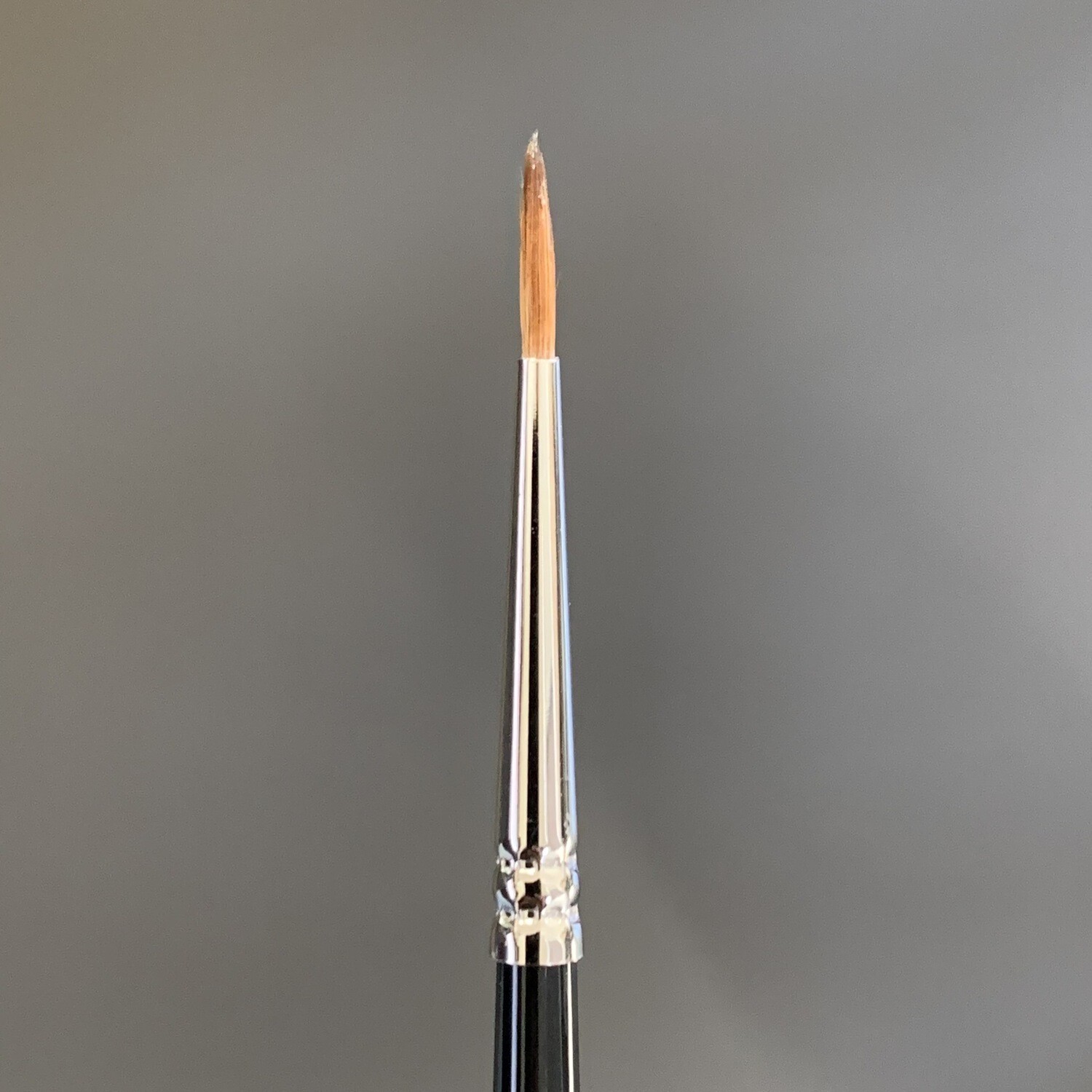 Mod 19 Pincel Series 99. Pointed Pure Sable size No.1