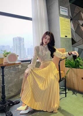 Chân váy xếp ly lụa satin dáng maxi Chân váy xếp ly lụa satin dáng maxi