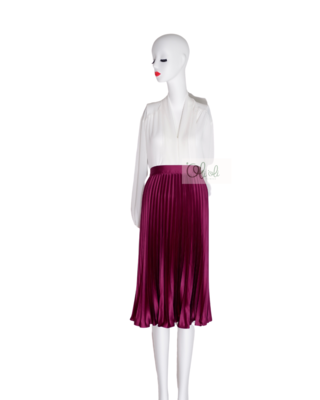 Bô chân váy midi luạ satin+ áo trắng voan cát Bô chân váy midi luạ satin+ áo trắng voan cát