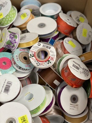 300 beaux rubans colorés