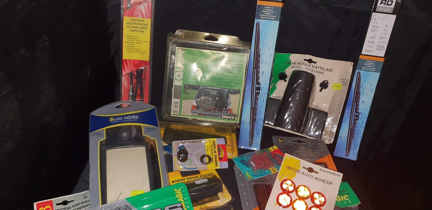 Lot de 90 accessoires automobiles – Pratiques &amp; variés