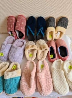26 paires de chaussons 