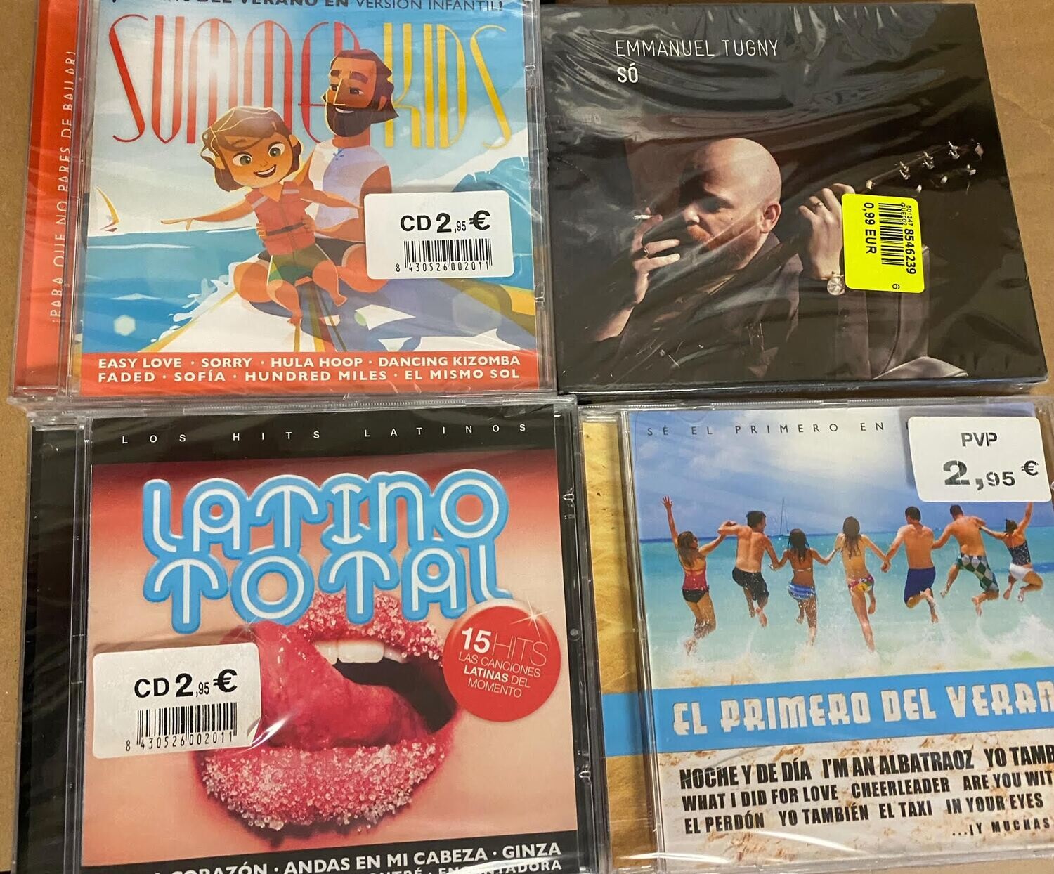 Lot de 300 cd de musique