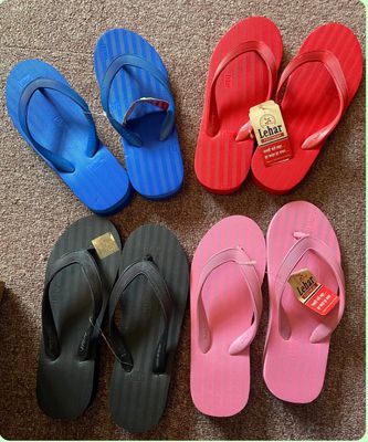 46 paires de tong 