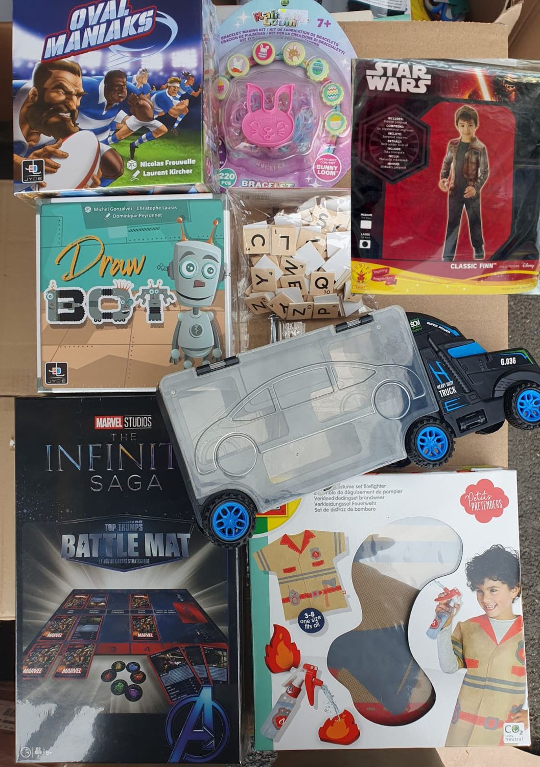 palettes de 160 jouets suivant arrivage 