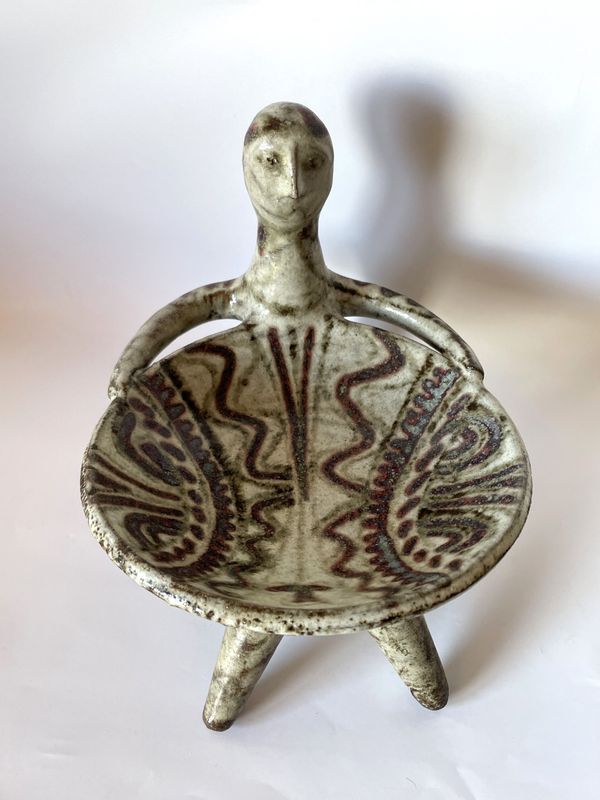 Derval Jean,  Disponible