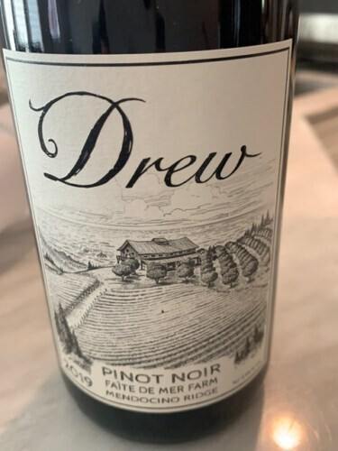 Drew Family Cellars, Pinot Noir Faîte De Mer Farm 2019 (750 ml)