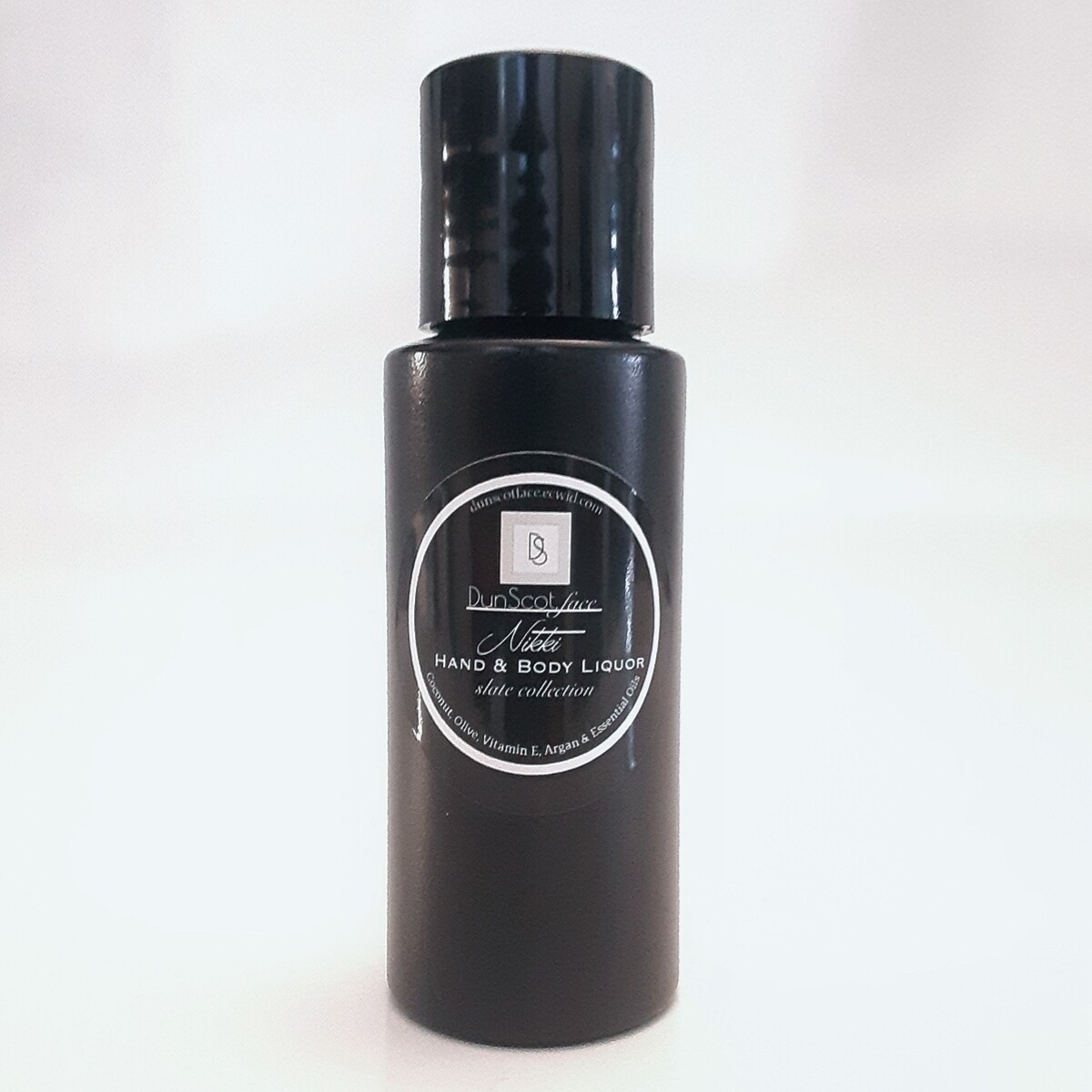 Hand &amp; Body Liquor &quot;Nikki&quot; (Slate Collection)
