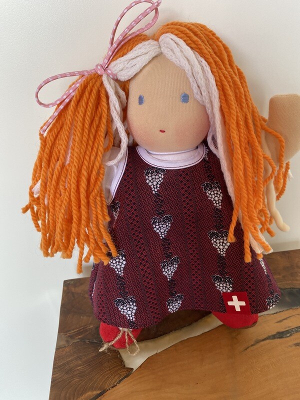 POUPEE FOLK SWISS MARINA LA LA 30CM