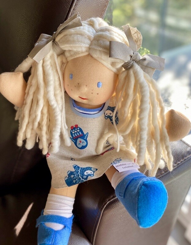 POUPEE GRANDE MARINA LA LA 45CM
