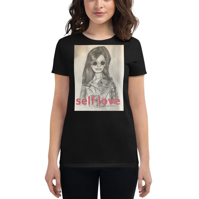 Excusive Women&#39;s short sleeve t-shirt