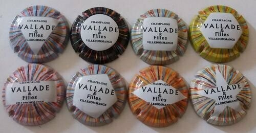 8 BELLES CAPSULES CHAMPAGNE VALLADE & FILLES REF N° 9 a 9g NEWS