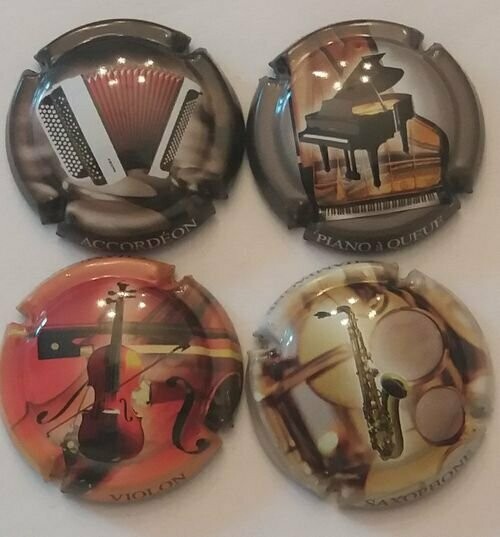 SÉRIE CAPSULES CHAMPAGNE GENERIQUE  INSTRUMENTS DE MUSIQUE REF N°827 a 827c