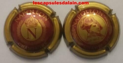 2 BELLES CAPSULES CHAMPAGNE NAPOLÉON BONAPARTE OR PALE REF N°3a et 5a NEWS