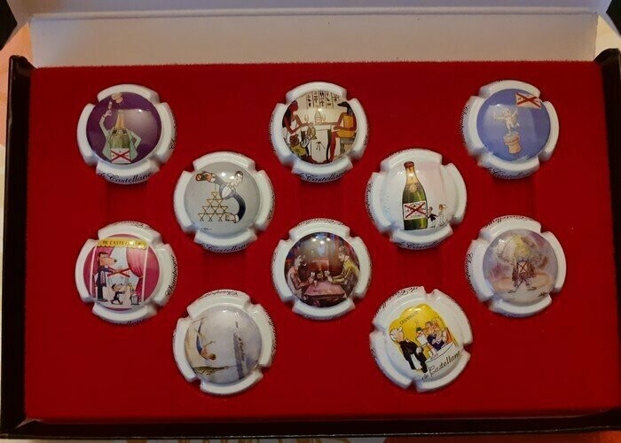 COFFRET 10 BELLES CAPSULES CHAMPAGNE DE CASTELLANE REF N°92 A 92i NEWS