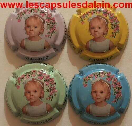 4 BELLES CAPSULES CHAMPAGNE ARNOULD CLAUDE REF N°15h et 15k NEWS