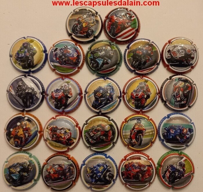 22 BELLES CAPSULES CHAMPAGNE CEZ PASCAL LES MOTOS REF N°13 a 13u NEWS