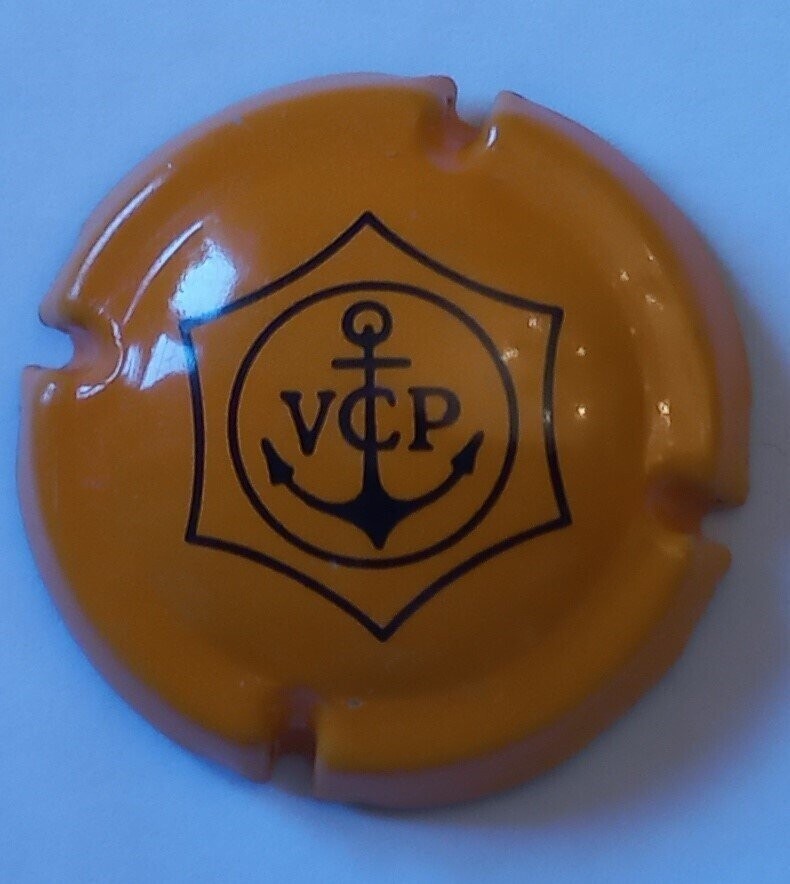 CAPSULE CHAMPAGNE VEUVE CLICQUOT RÉF N°105 NEWS