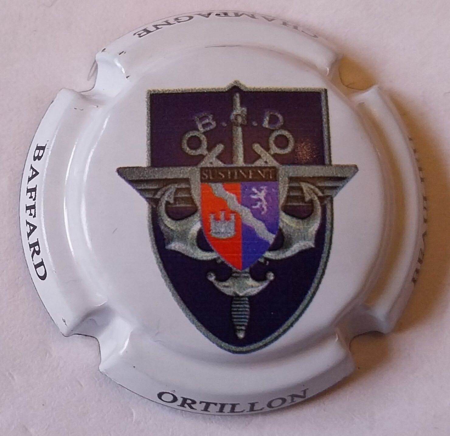 BELLE CAPSULE CHAMPAGNE BAFFARD ORTILLON BEAULIEU ECUSSON MARINE REF N°6 NEWS