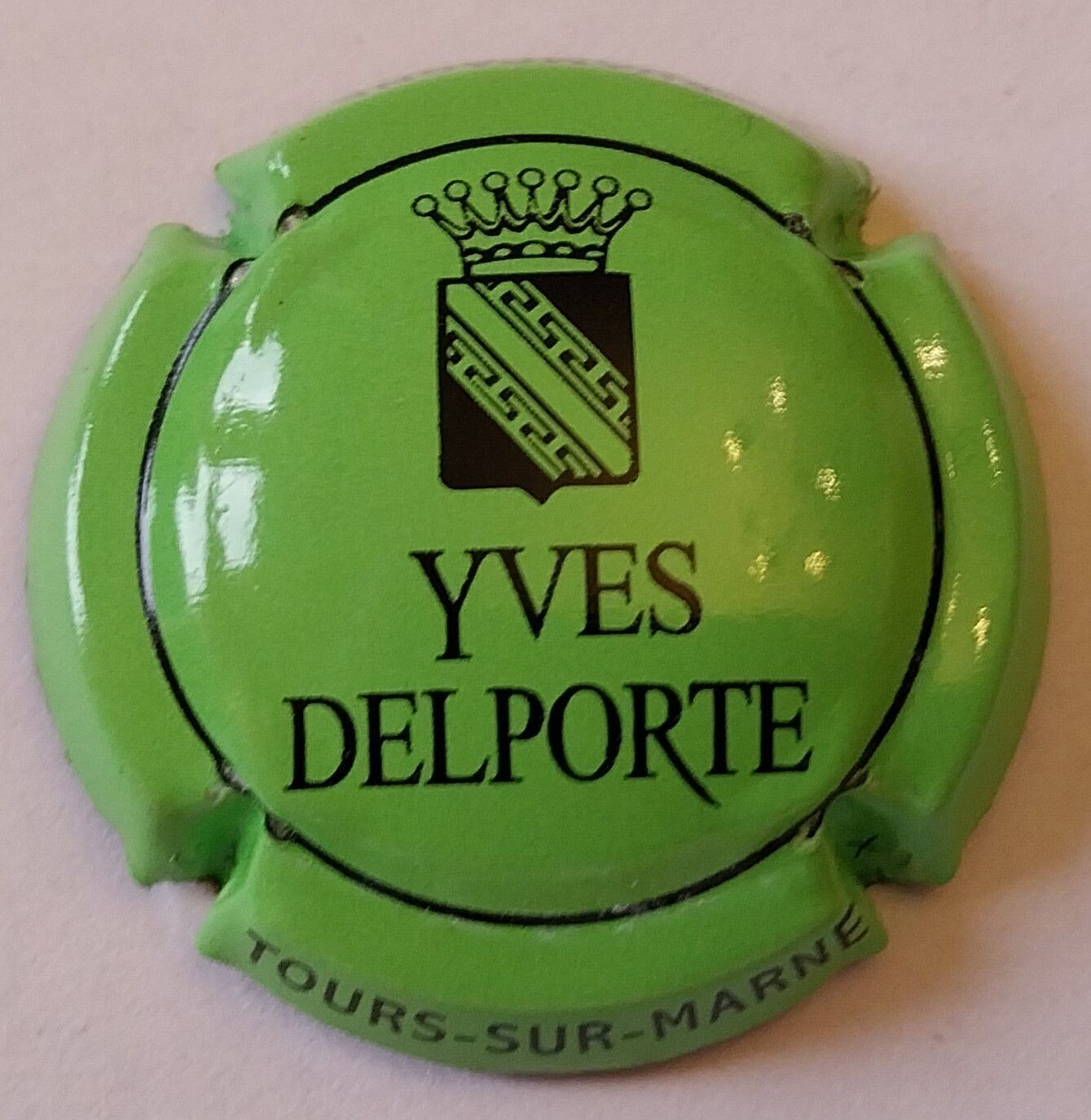 BELLE CAPSULE CHAMPAGNE DELPORTE YVES  REF N°47d NEWS