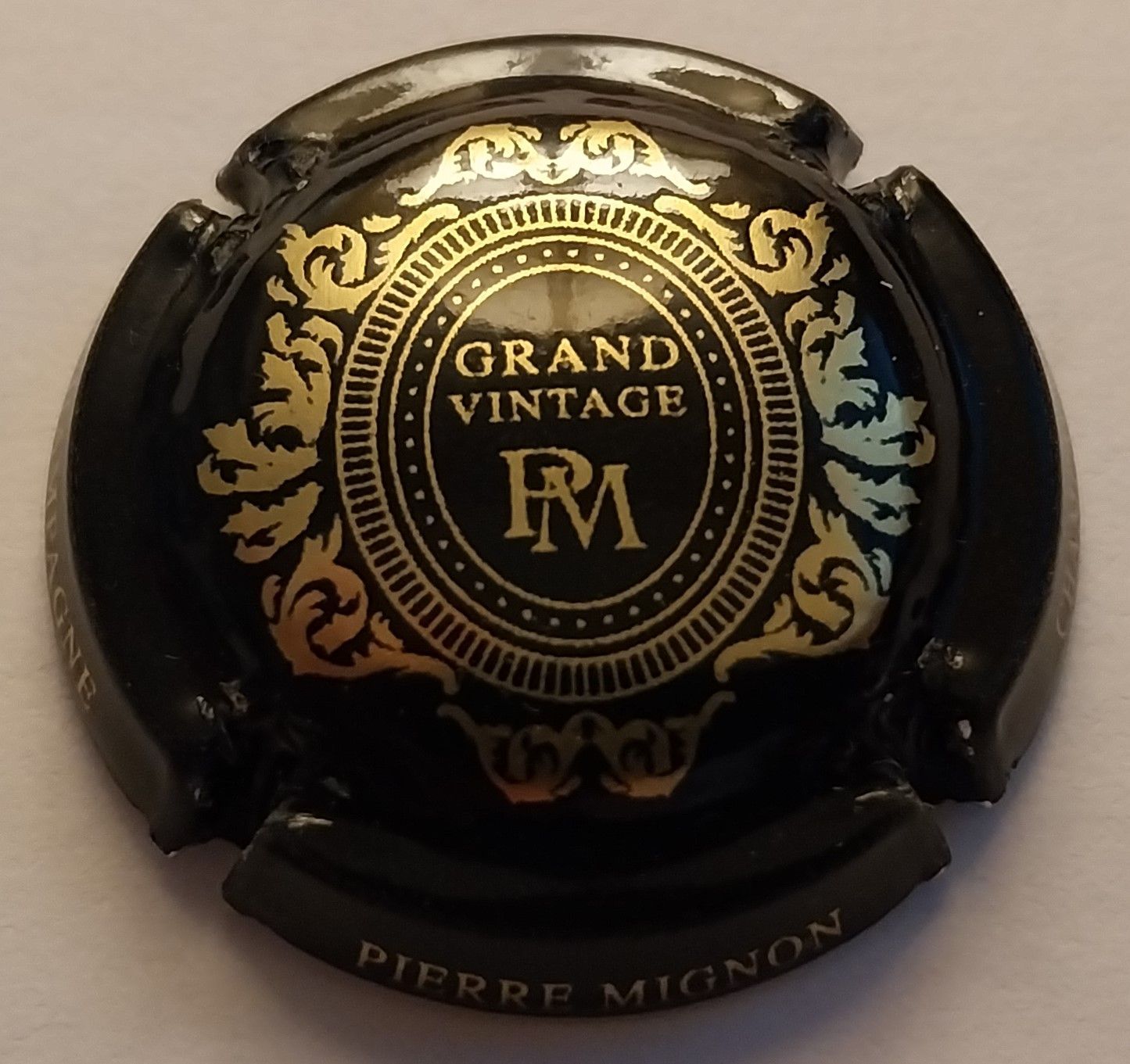 BELLE CAPSULE CHAMPAGNE PIERRE MIGNON RM REF N°223c NEWS