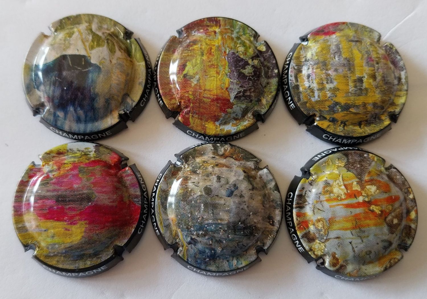 6 BELLES CAPSULES CHAMPAGNE GENERIQUE ART COLLECTION 2024 REF N°1415 a 1415e NEWS