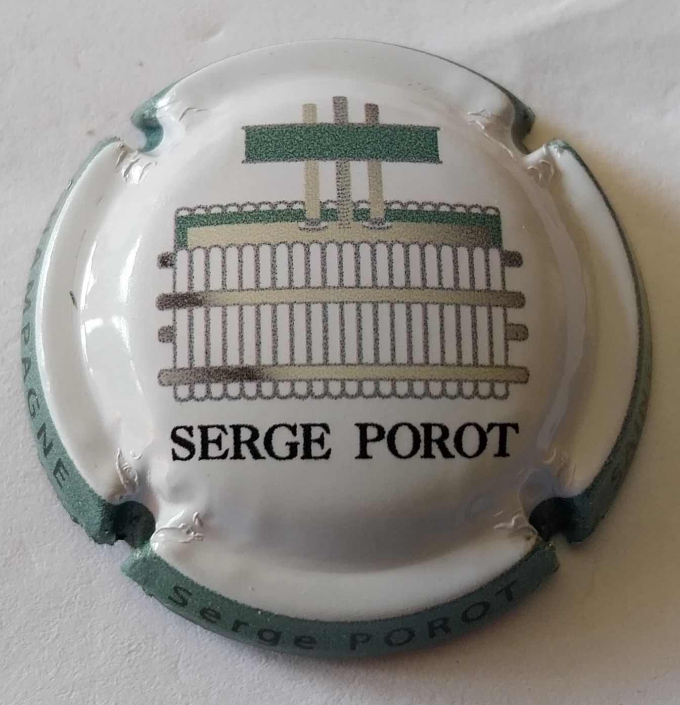 BELLE CAPSULE CHAMPAGNE SERGE POROT REF N°9b NEWS