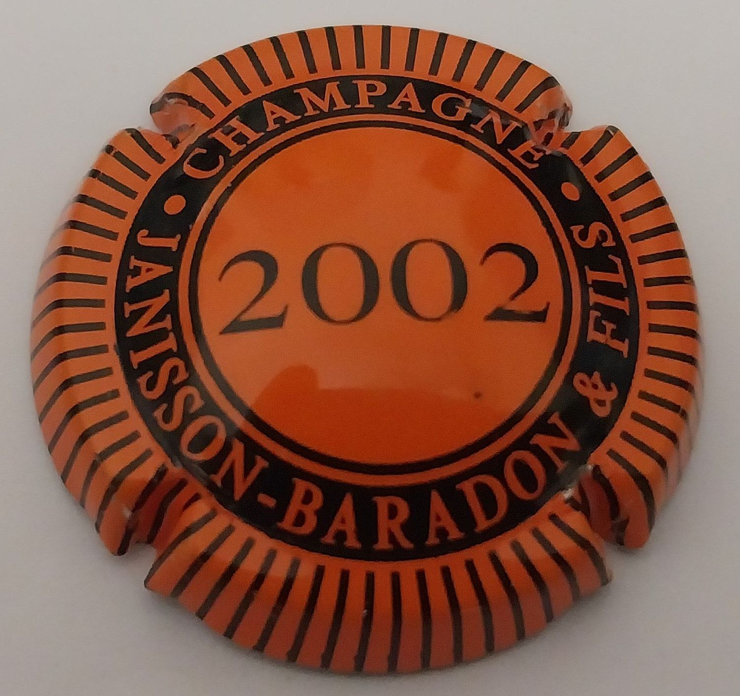 BELLE CAPSULE CHAMPAGNE JANISSON BARADON & FILS 2002 REF N°15 news