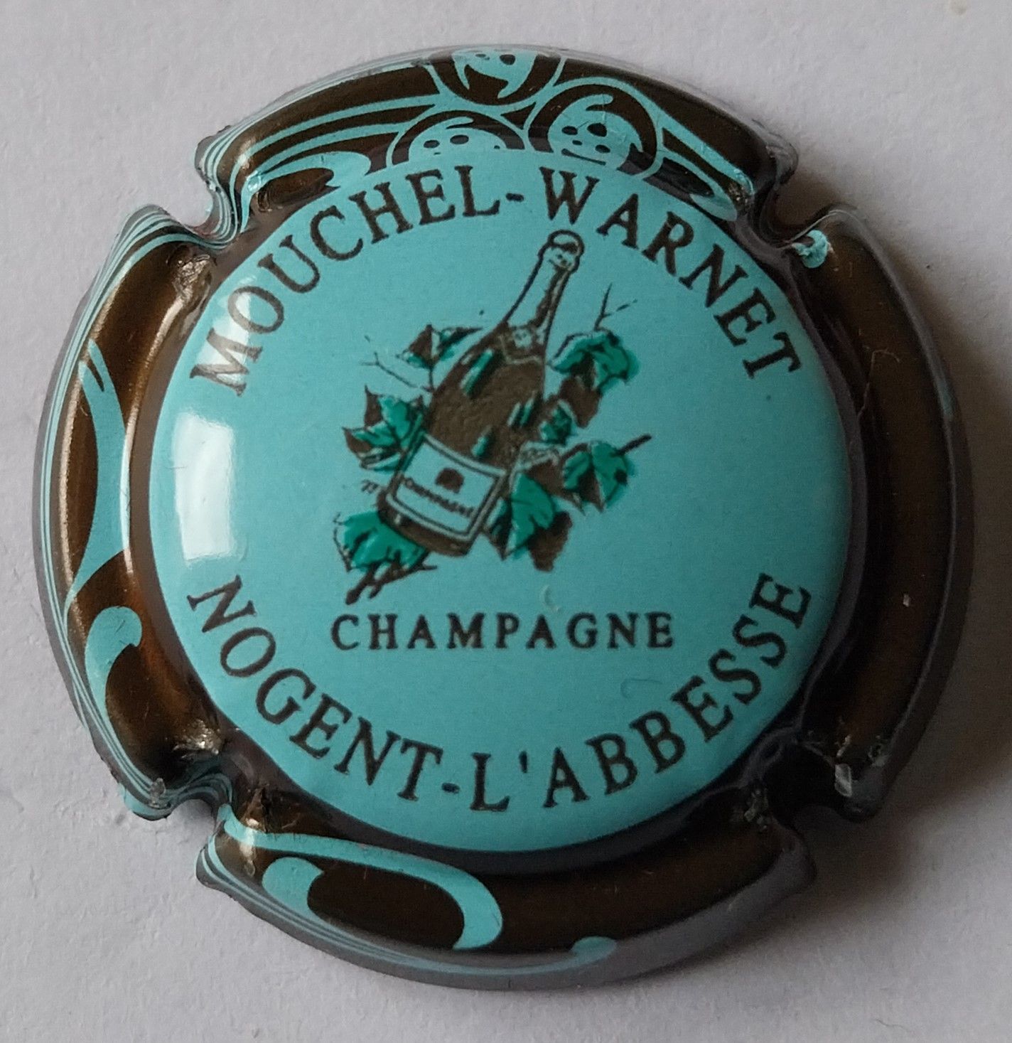BELLE CAPSULE CHAMPAGNE MOUCHEL WARNET REF N°10 NEWS