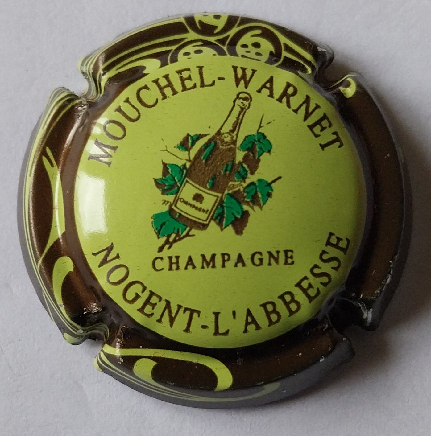 BELLE CAPSULE CHAMPAGNE MOUCHEL WARNET REF N°9 NEWS
