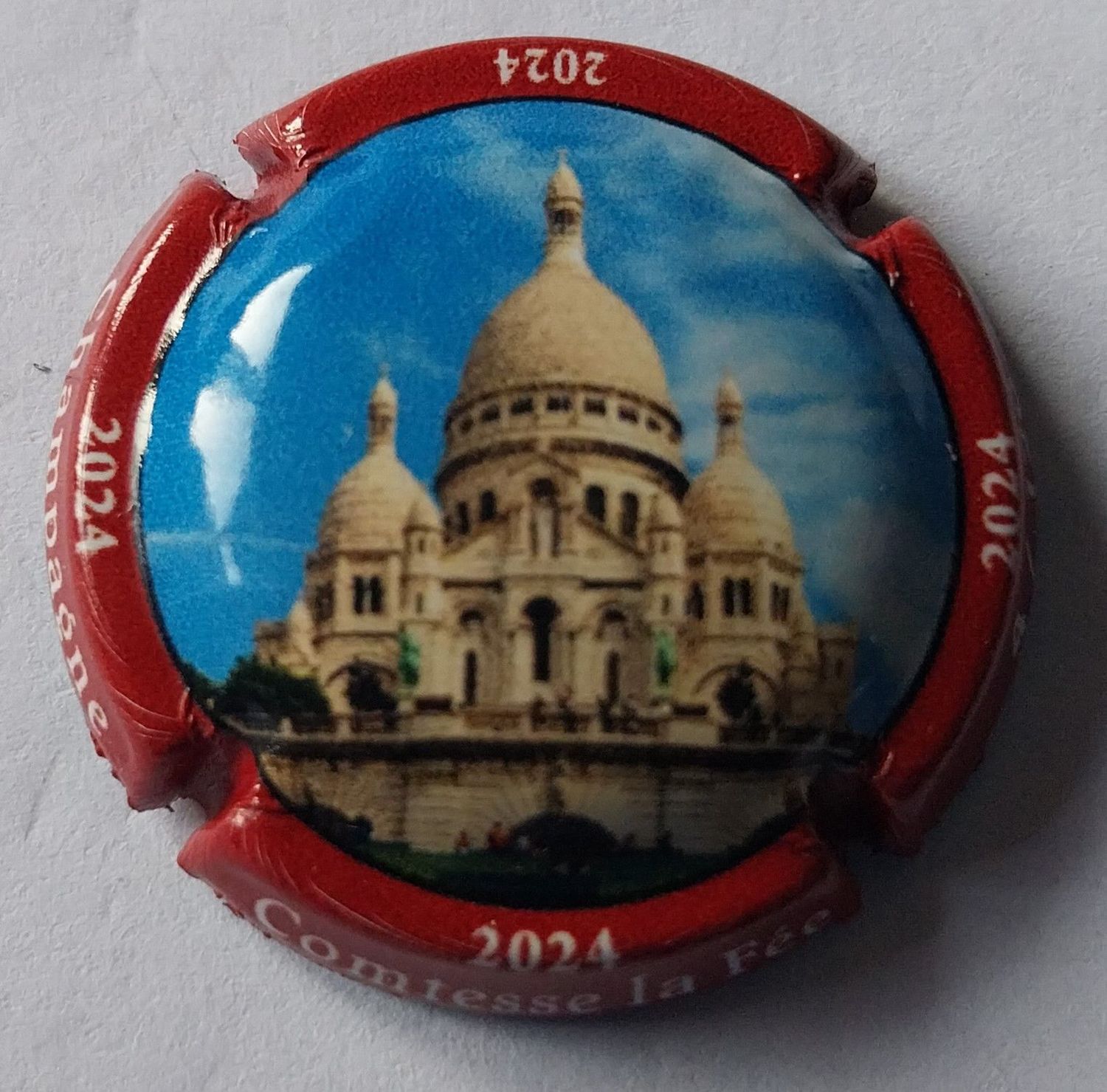 BELLE CAPSULE CHAMPAGNE COMTESSE LA FEE MONTMARTHE 2024 120EX REF N°68b NEWS