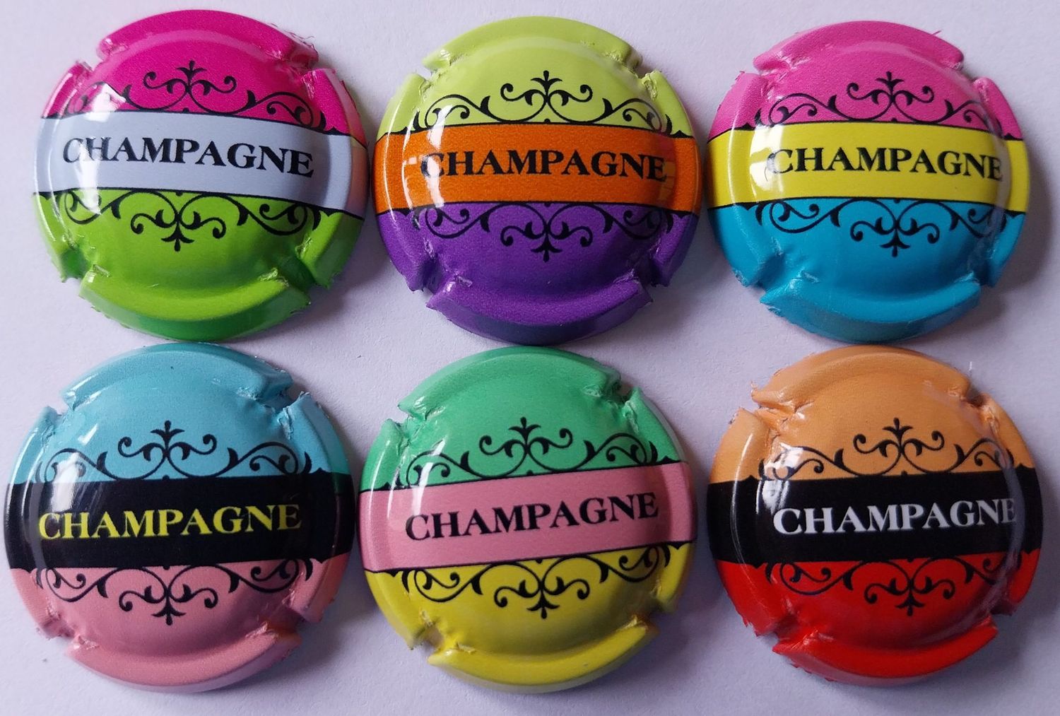 6 BELLES CAPSULES CHAMPAGNE GENERIQUE CHAMPAGNE 2024 REF N°1412 a 1412e NEWS