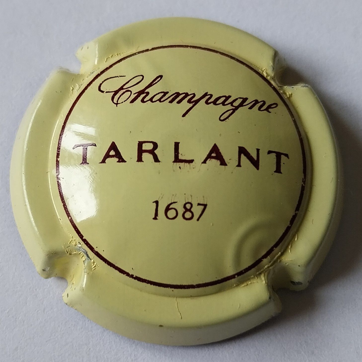 BELLE CAPSULE CHAMPAGNE TARLANT RÉF N°5b NEWS