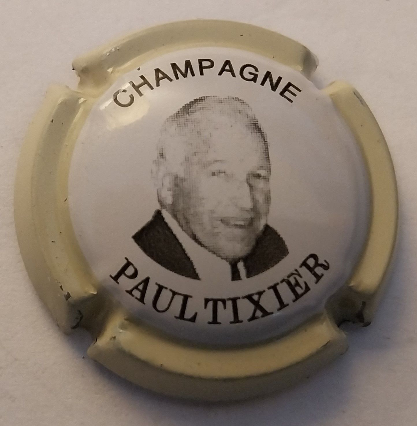 BELLE CAPSULE CHAMPAGNE TIXIER PAUL REF N°16 NEWS