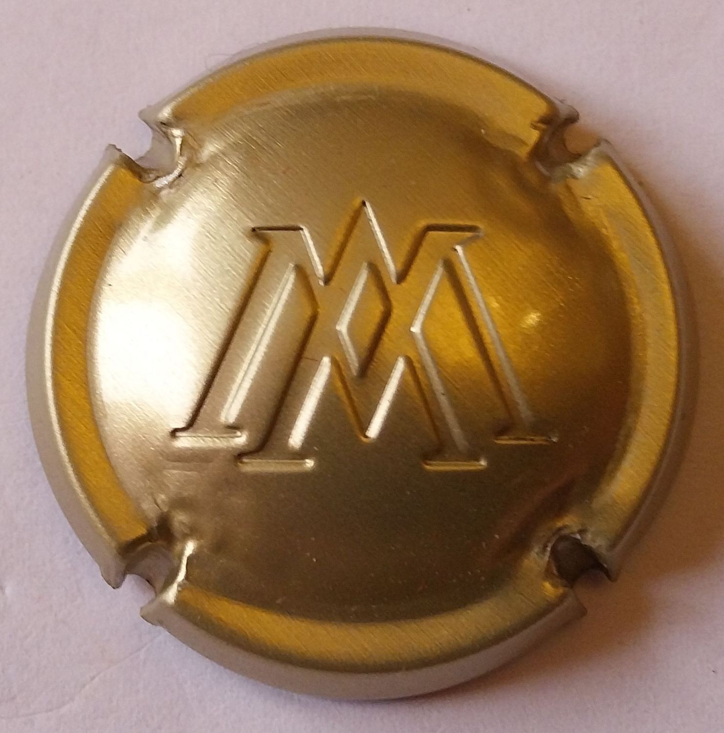 BELLE CAPSULE CHAMPAGNE MARGAINE .A REF N°24a NEWS