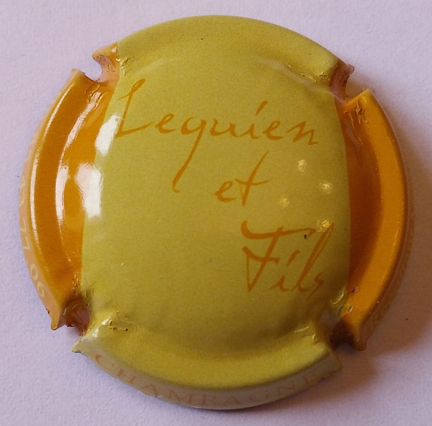 BELLE CAPSULE CHAMPAGNE LEQUIEN ET FILS REF N°4g NEWS