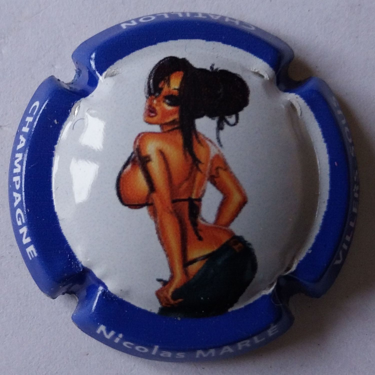 BELLE CAPSULE CHAMPAGNE MARLE NICOLAS PIN UP REF N°5e NEWS
