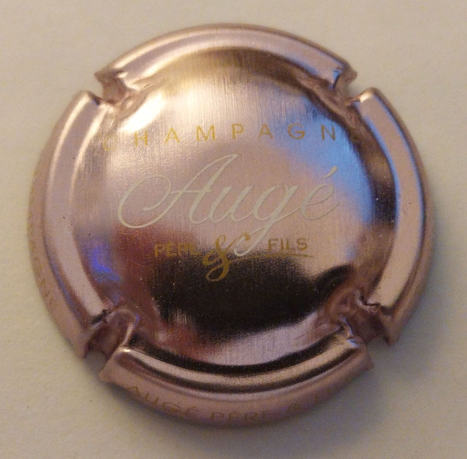 BELLE CAPSULE CHAMPAGNE AUGE PERE & FILS N°17b NEWS