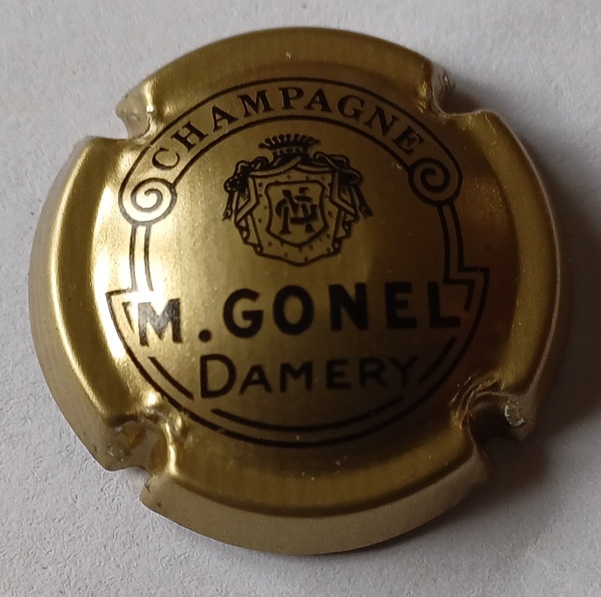 BELLE CAPSULE CHAMPAGNE M.GONEL RÉF N°4 NEWS
