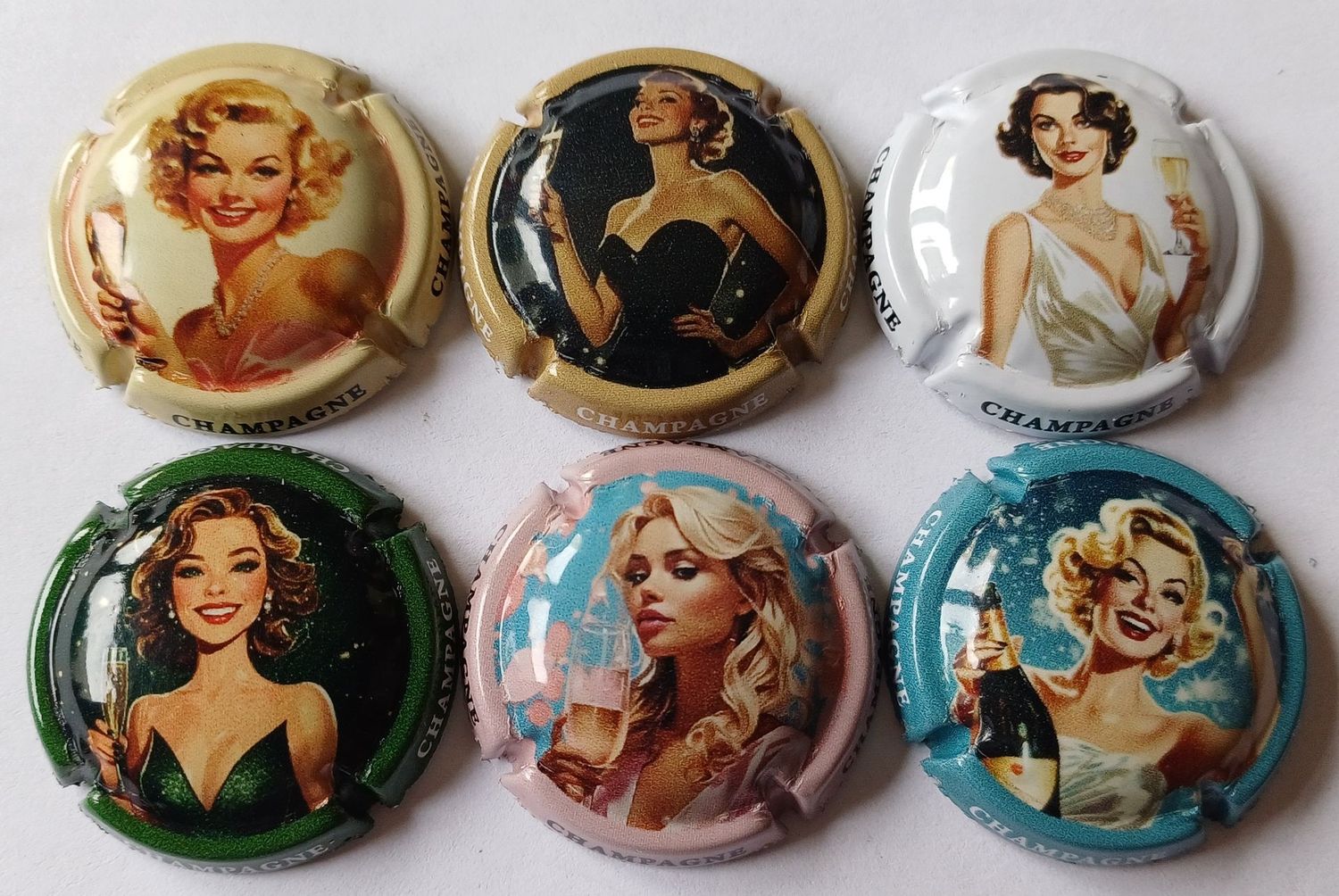 6 BELLES CAPSULES CHAMPAGNE GENERIQUE FEMME RETRO 2025 REF N°1460 a 1460e NEWS
